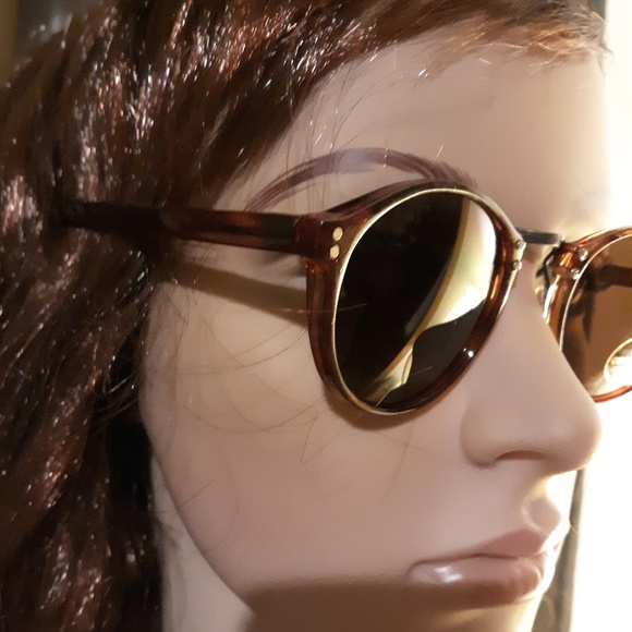 Sunglasses Dark Shaded Leopard Print Sunglasses - Picture 3 of 4